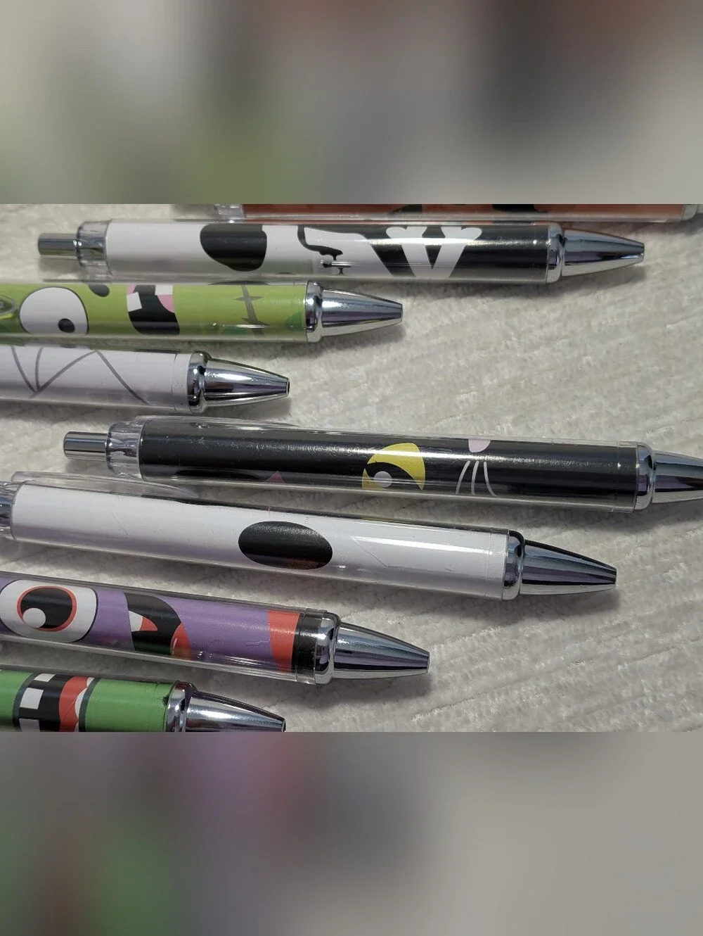 Halloween Patterned Click Ballpoint Pens -Black Ink Set Of 8